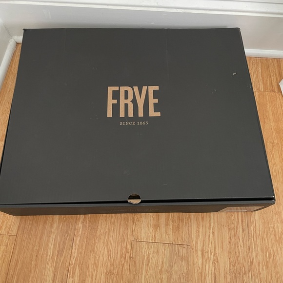 Frye Essa Seam Suede Tall Boot Gray. Size 8 NWT sold out everywhere - Picture 2 of 9